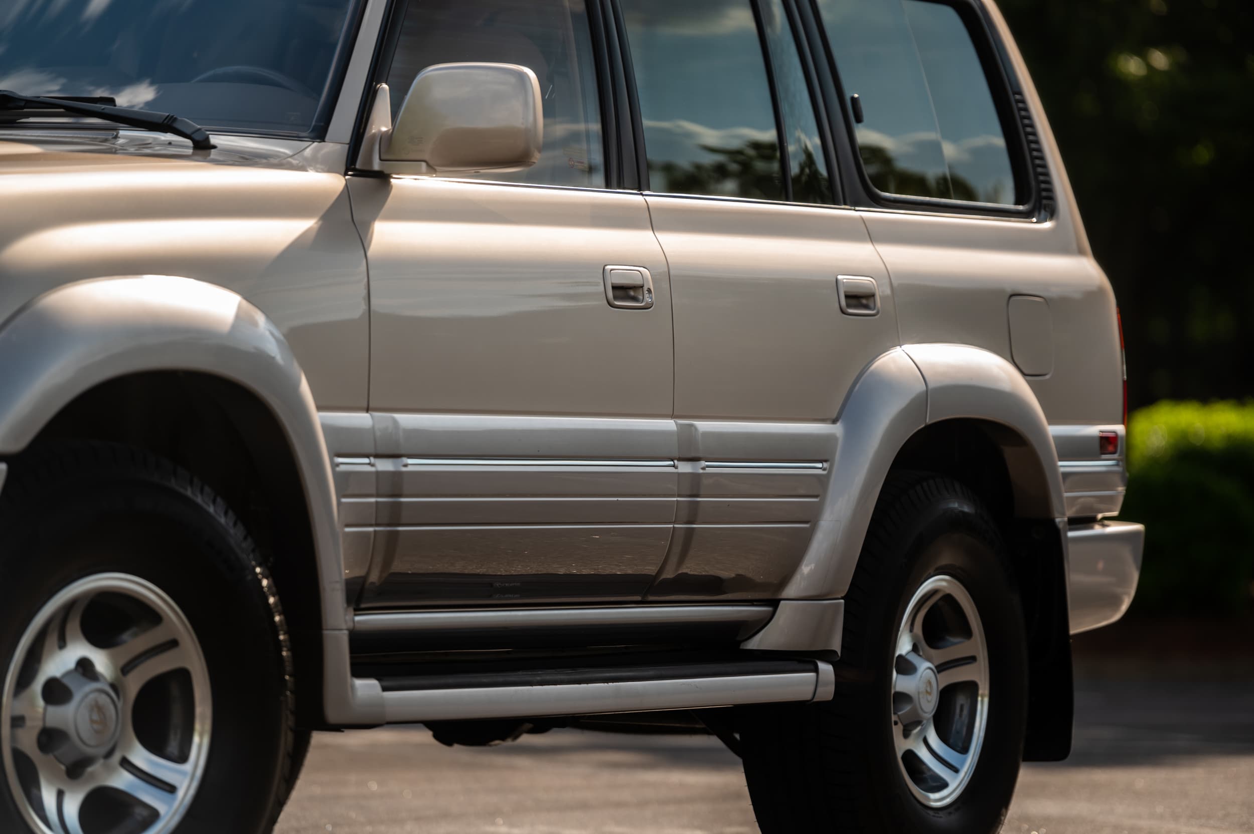 37k-Mile 1997 Lexus LX450