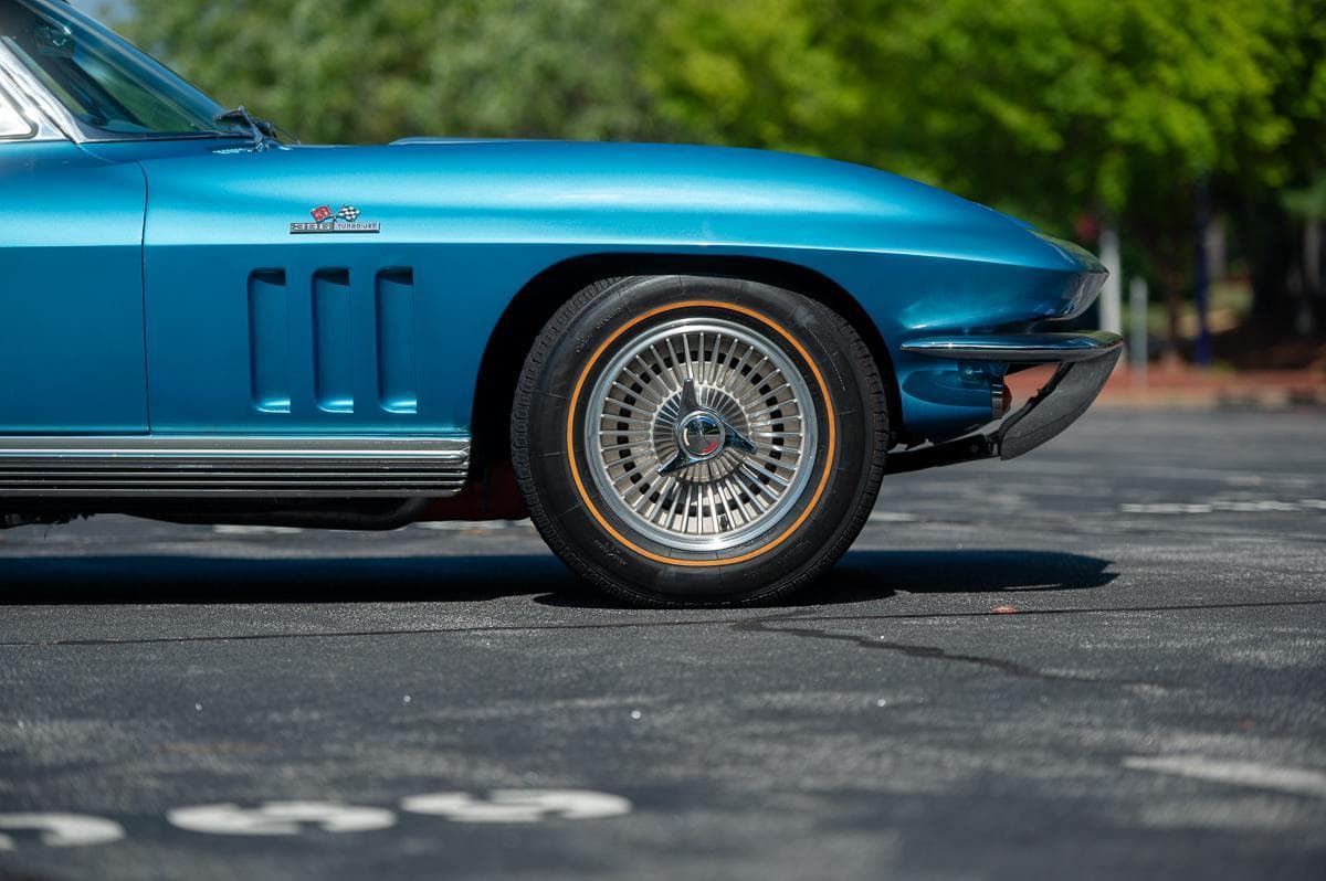 1965 Chevrolet Corvette Sting Ray