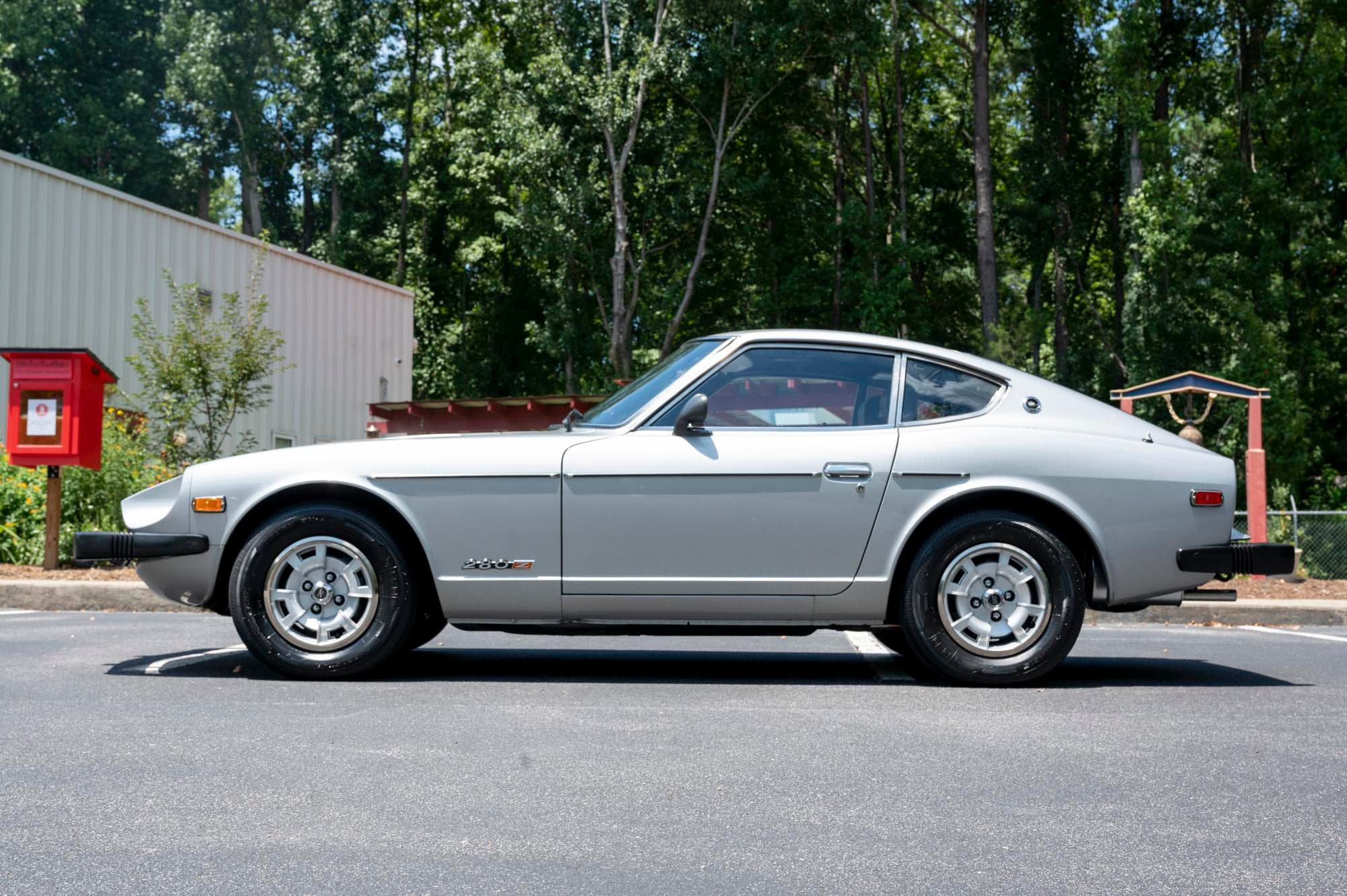 8k-Mile 1977 Datsun 280z
