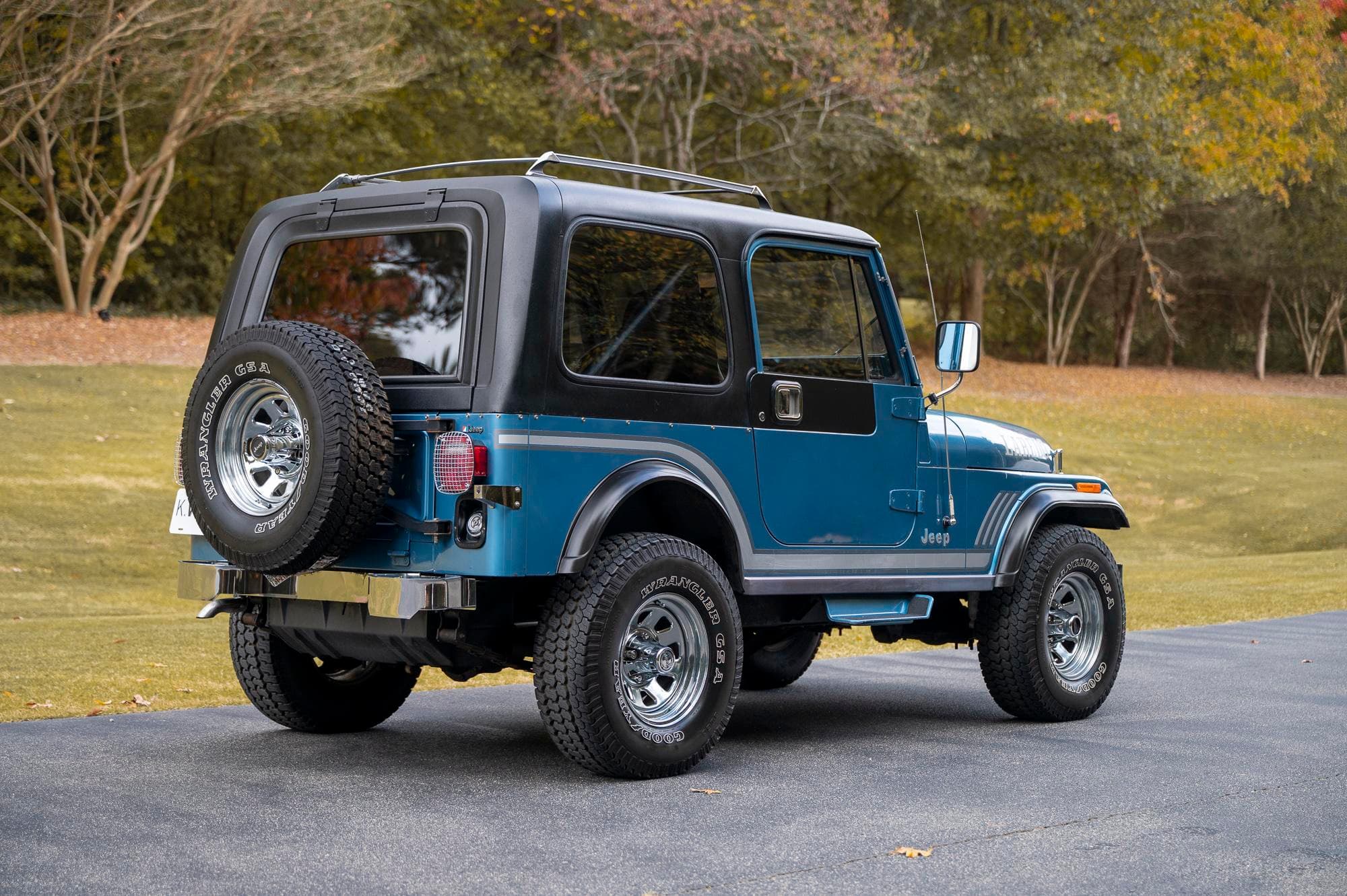 32k-Mile 1986 Jeep CJ-7 Laredo