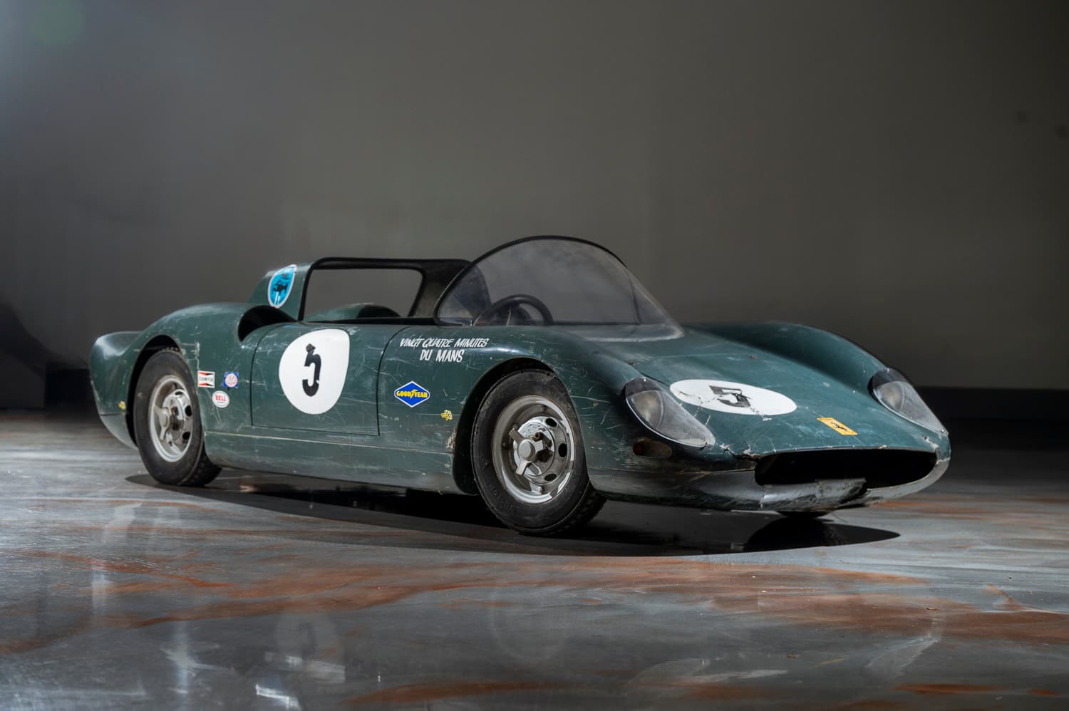 AUTOMOBILE S.C.A.F. FERRARI 330 P2