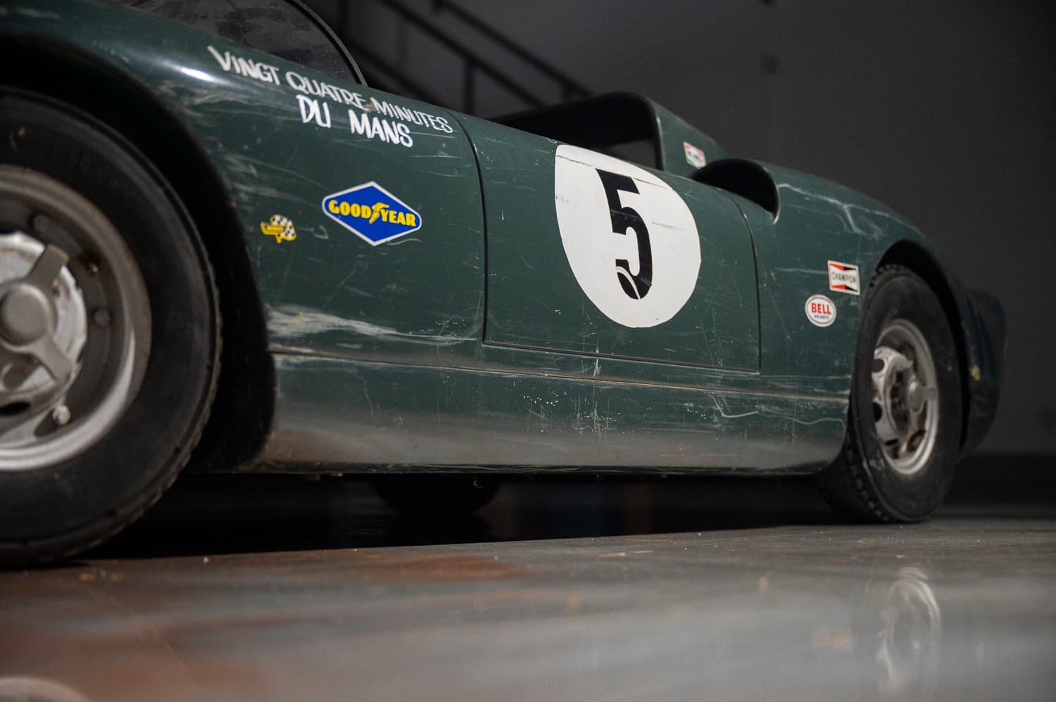 AUTOMOBILE S.C.A.F. FERRARI 330 P2